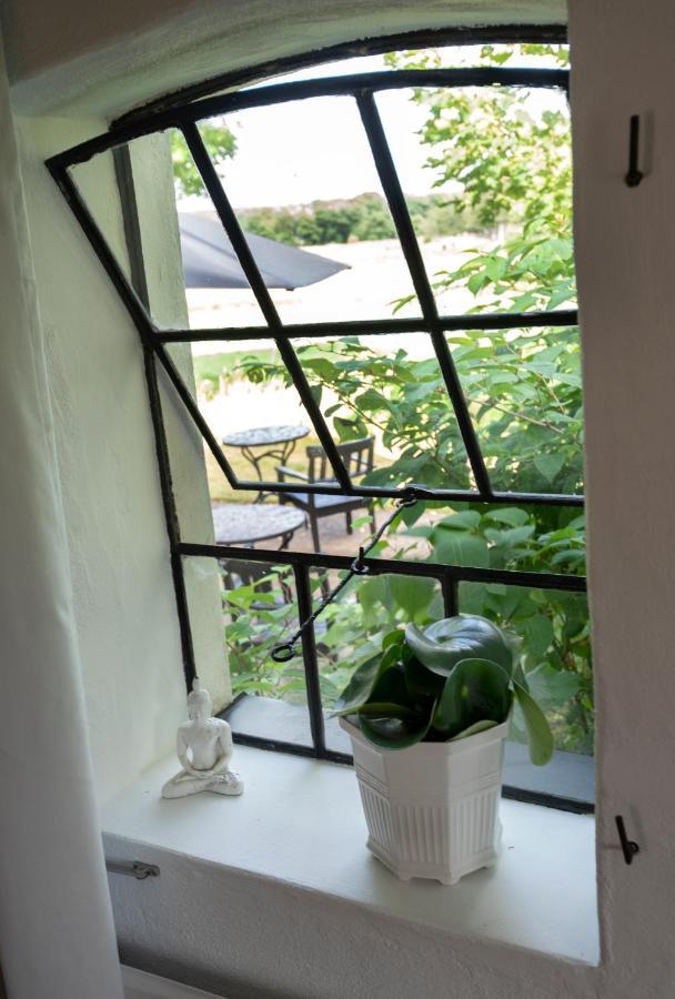 4B Oesterlen Bed & Breakfast โทเมลิลลา ภายนอก รูปภาพ