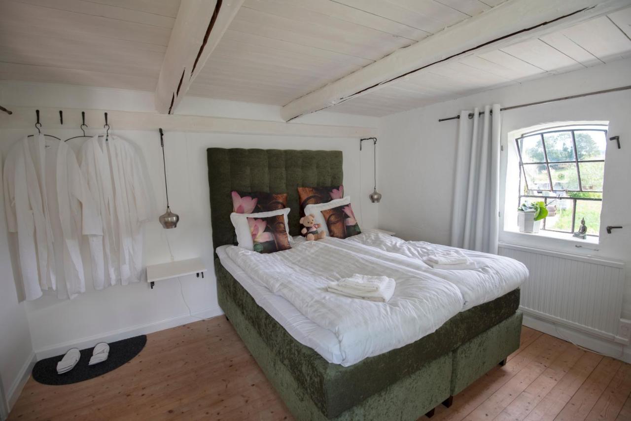 4B Oesterlen Bed & Breakfast โทเมลิลลา ภายนอก รูปภาพ